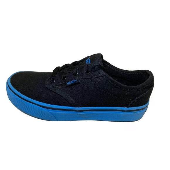 vans black and navy